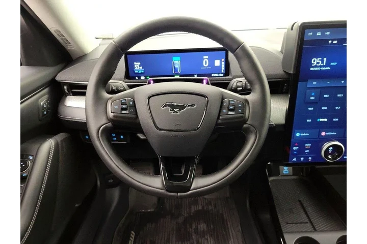 $29998 : Ford Mustang Mach-E 2022 Cal image 10