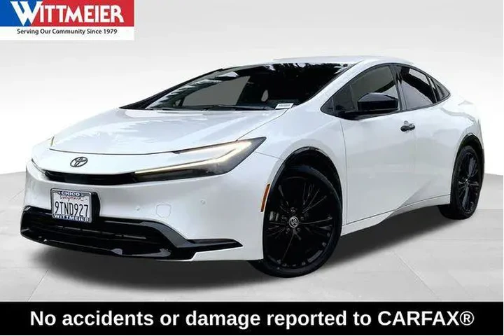 $31985 : Toyota Prius 2025 Nightshade image 1