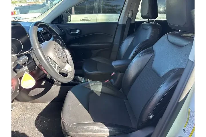 $18812 : Jeep Compass 2020 Latitude 4 image 5