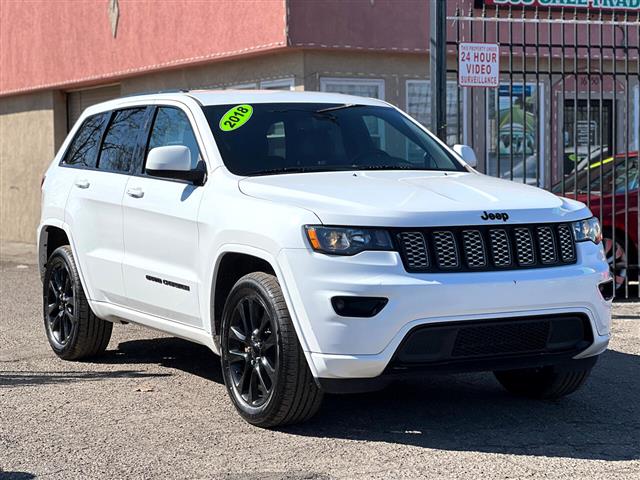 $19999 : 2018 Grand Cherokee image 4