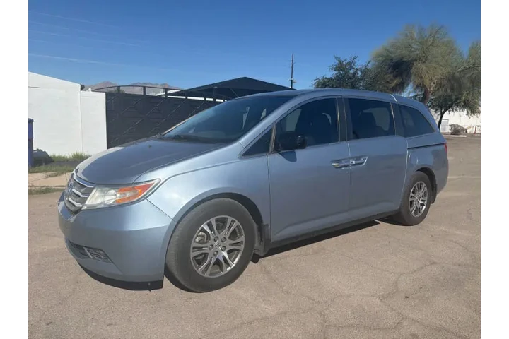 $8495 : 2013 Odyssey image 3