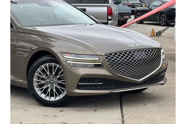 $29131 : Genesis G80 2023 AWD 2.5T 4d image 2