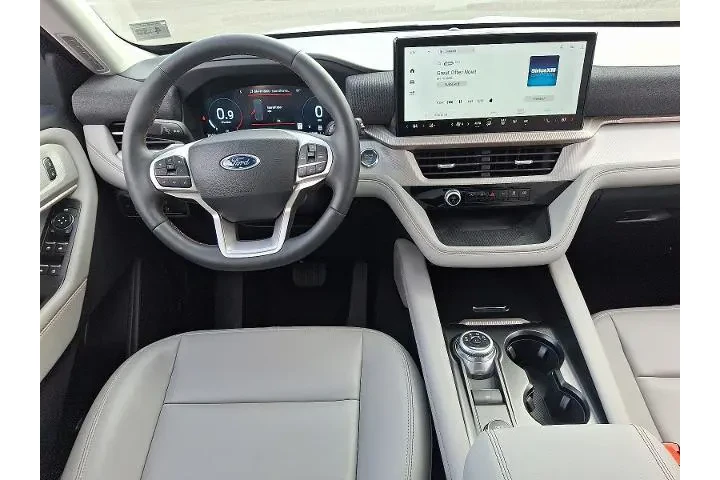 $39995 : Ford Explorer 2025 AWD Activ image 9