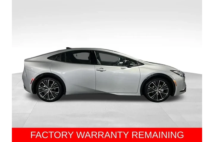 $36988 : Gold Certified2025 Prius Limi image 6