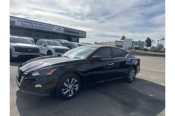 $17950 : Nissan Altima 2022 2.5 S 4dr image 1