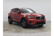 Volvo XC40 2023 B4 Plus Brig en Raleigh