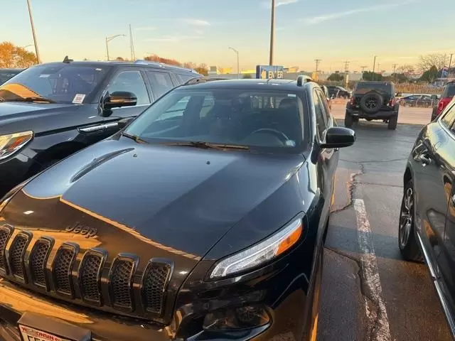 $12990 : Pre-Owned 2016 Cherokee High image 1