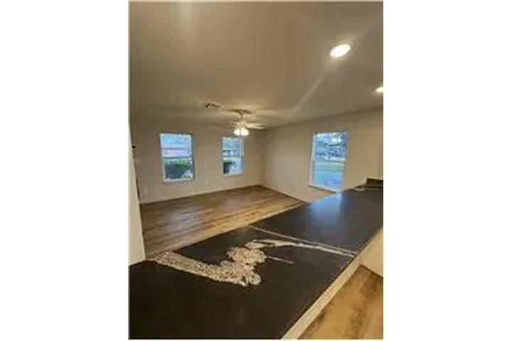 $1795 : Rental property with 3 bedro image 7