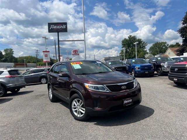 $7990 : 2015 Sorento image 1