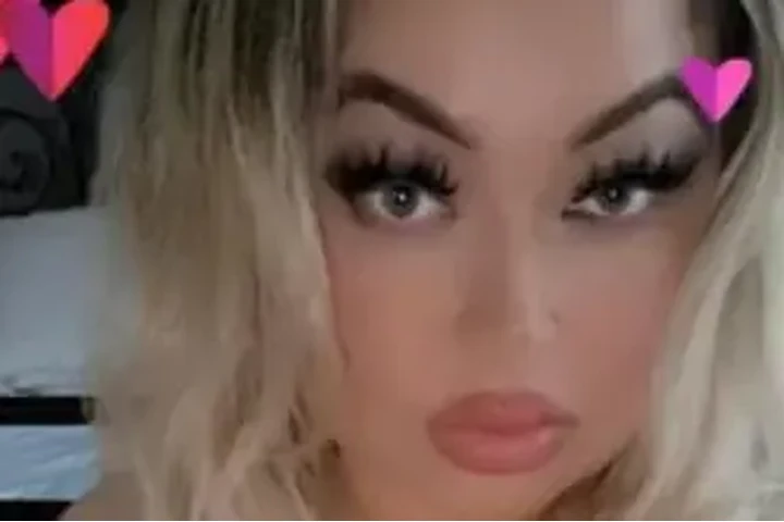 Jenny  linda colombiana image 1