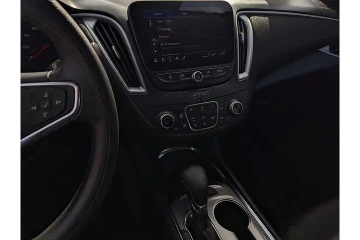 $18999 : Chevrolet Malibu 2023 LT 4dr image 9