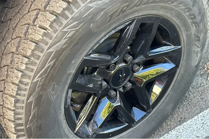 $33433 : Chevrolet Silverado 1500 202 image 6