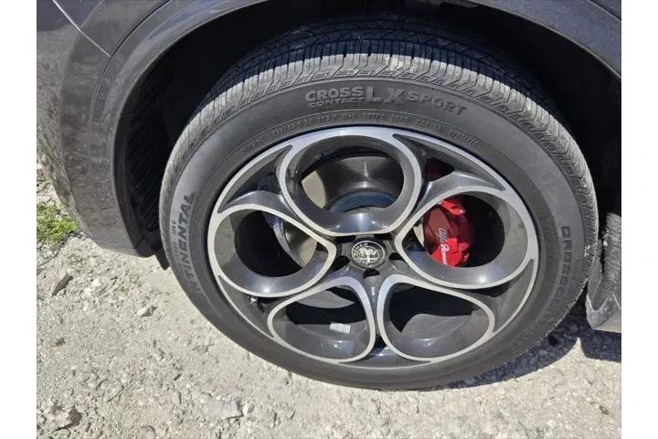 $28487 : Alfa Romeo Stelvio 2023 AWD image 10