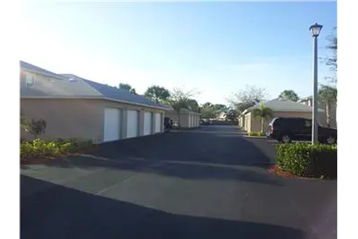 $2150 : Rental property with 3 bedro image 1