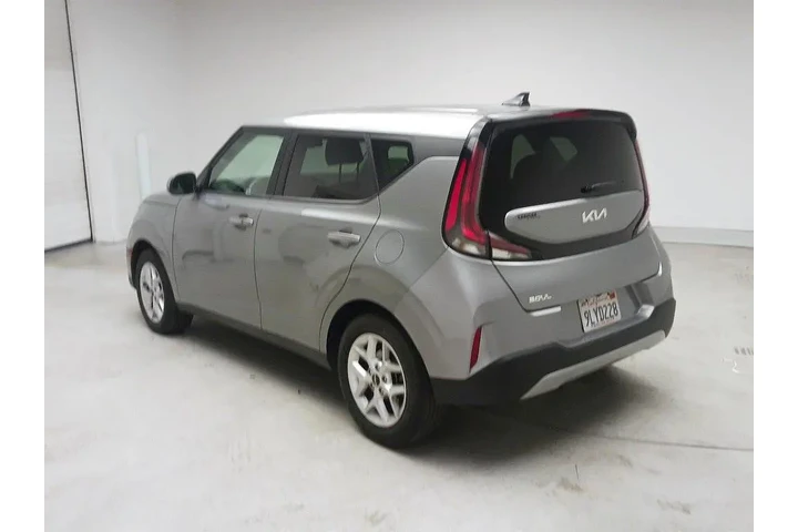 $18998 : Kia Soul 2024 S 4dr Crossove image 7