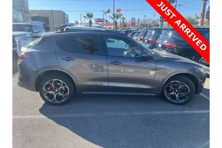 $32377 : Alfa Romeo Stelvio 2023 AWD image 3