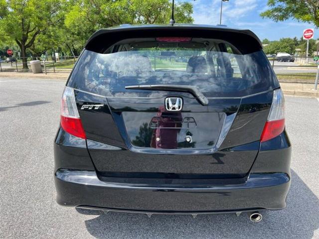 $8900 : 2013 Fit Sport image 7