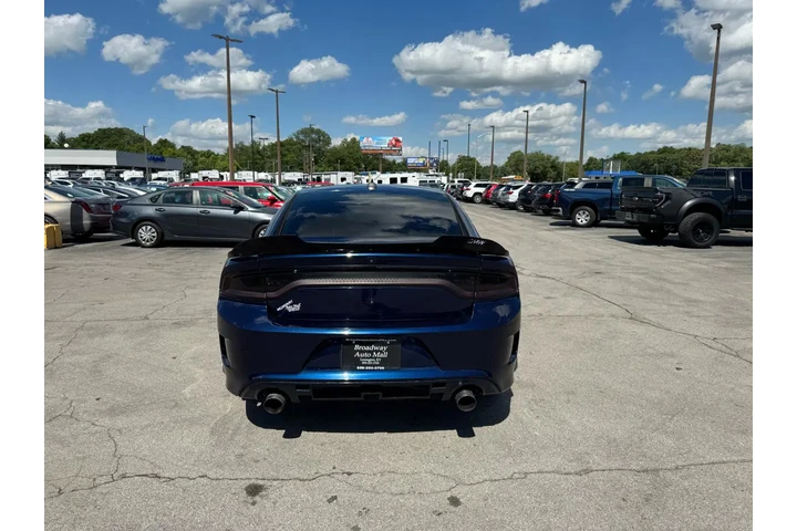 $11980 : 2016 Charger 4dr Sdn Police A image 3