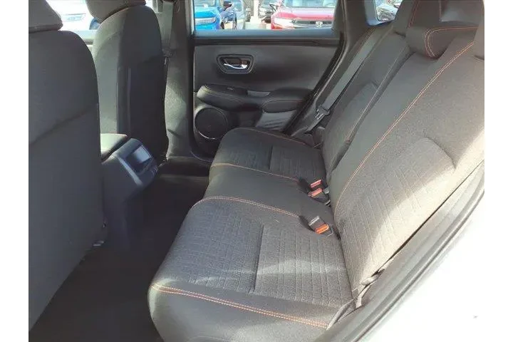 $24770 : Honda HR-V 2023 AWD Sport 4d image 9