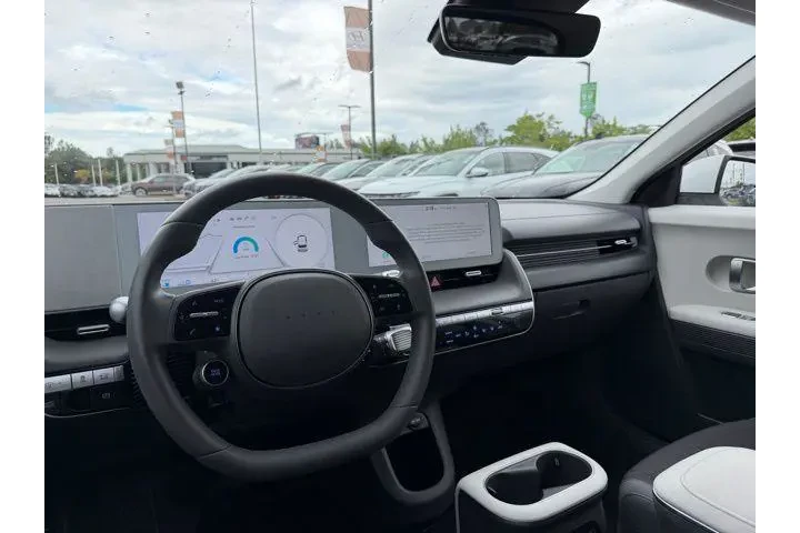 $25892 : Hyundai IONIQ 5 2024 SEL 4dr image 10