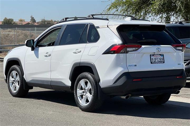 $22600 : RAV4 XLE image 7