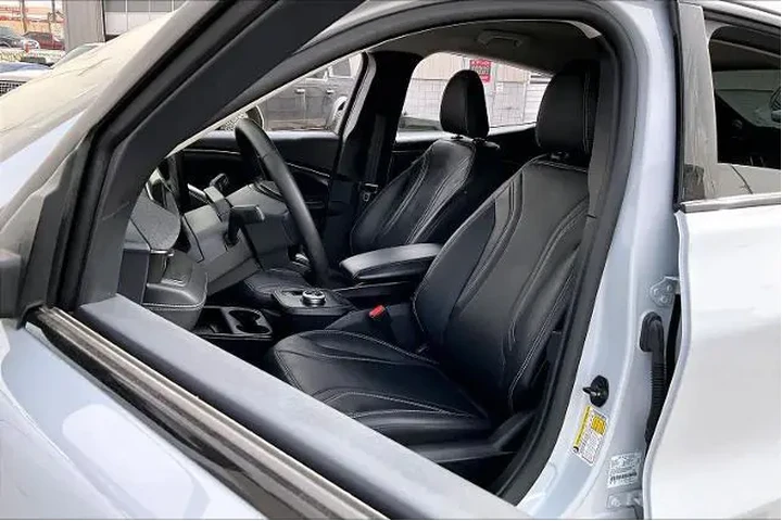 $29593 : Ford Mustang Mach-E 2023 Pre image 8