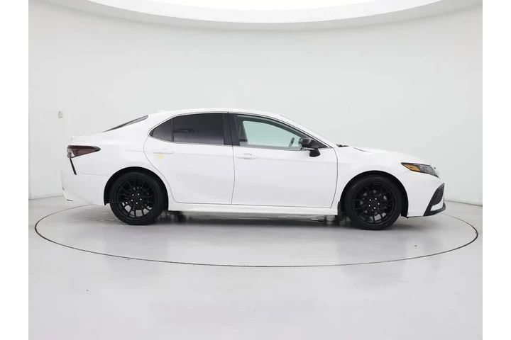 $27998 : Toyota Camry 2024 SE 4dr Sed image 7