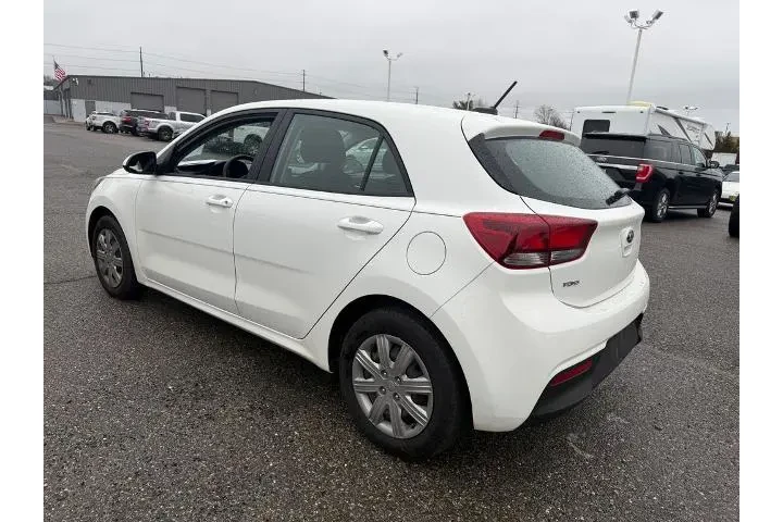 $14989 : Kia Rio 5-Door 2021 S 4dr Wa image 2