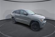 $22900 : PRE-OWNED 2019 JEEP GRAND CHE thumbnail