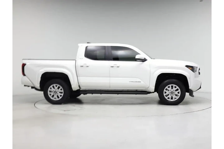 $34998 : Toyota Tacoma 2024 4x2 SR5 4 image 7