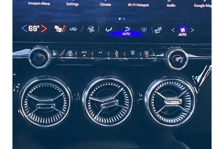 $31200 : Chevrolet Blazer EV 2024 AWD image 10