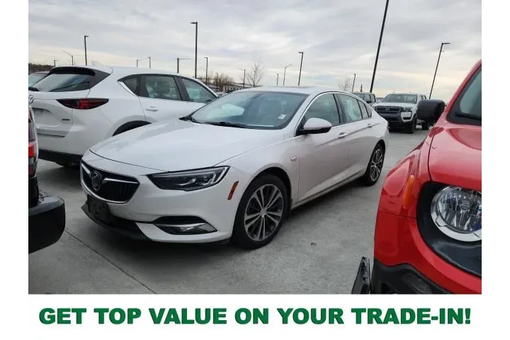 $22985 : Buick Regal Sportback 2019 A image 1