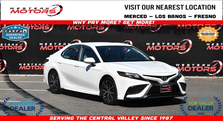 $23987 : Camry SE Sedan 4D image 1