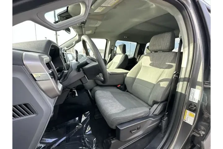 $35699 : Ford F-150 2023 4x4 XLT 4dr image 2