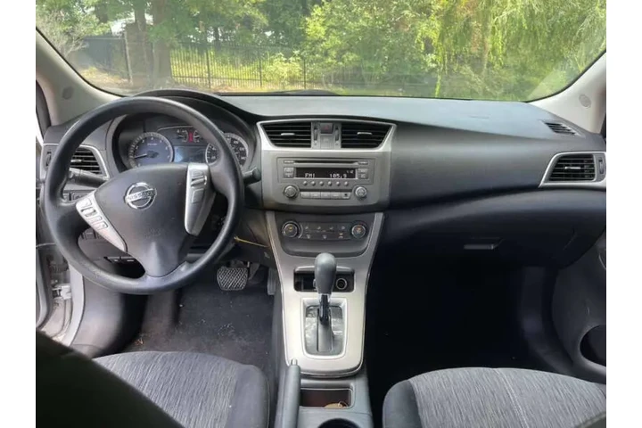 $4500 : 2014 Sentra SV image 5
