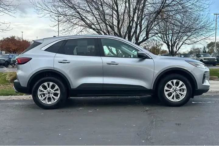 $20995 : Ford Escape 2023 AWD Active image 8