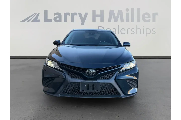 Toyota Camry 2019 SE 4dr Sed image 8