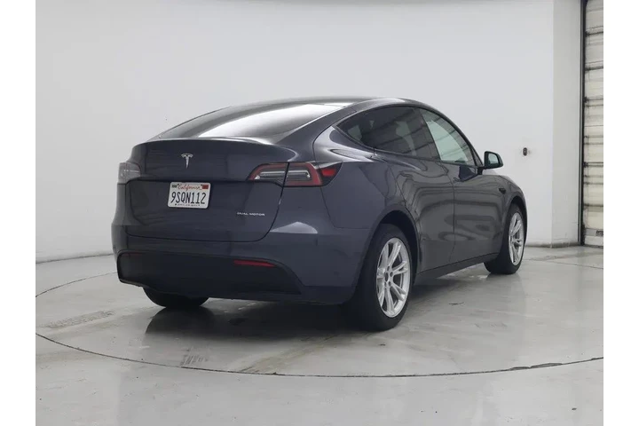 $34998 : Tesla Model Y 2023 AWD Long image 8