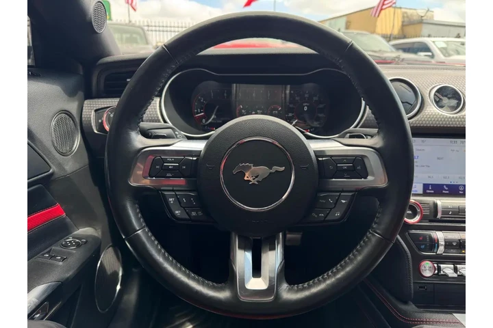 2022 Mustang GT Premium Coupe image 8