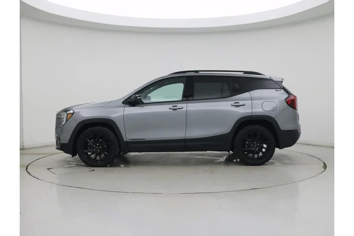 $25998 : GMC Terrain 2023 AWD SLT 4dr image 3