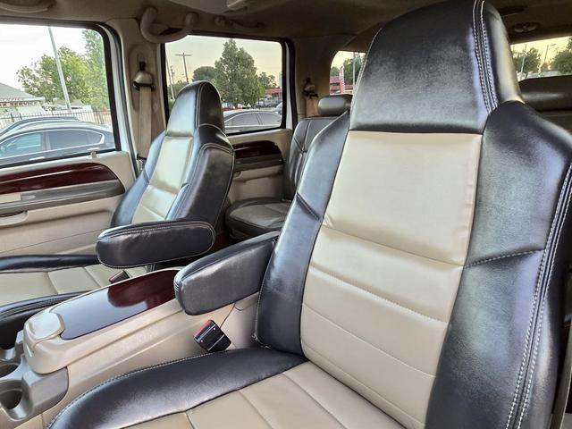 $14900 : 2003 FORD EXCURSION2003 FORD image 6