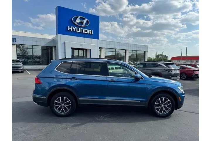 $12990 : Volkswagen Tiguan 2020 SE 4d image 8
