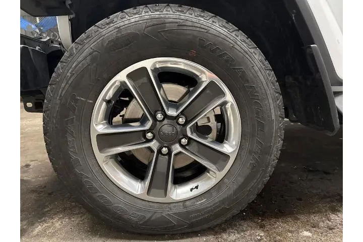 $36901 : Jeep Wrangler Unlimited 2022 image 9