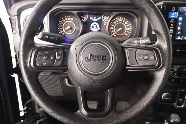 $39623 : Jeep Gladiator 2025 4x4 Big image 3