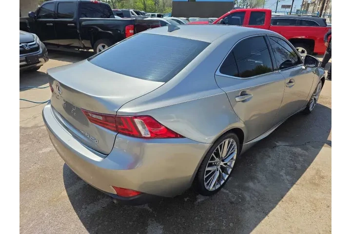$12500 : 2014 IS 250 image 4