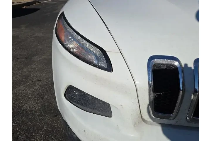 $8299 : Jeep Cherokee 2014 4x4 Limit image 5