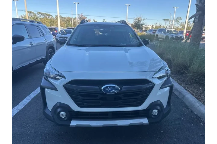 $29992 : Subaru Outback 2023 AWD Limi image 2