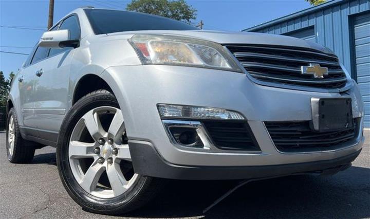 $14488 : 2016 Traverse LT, LOW MILES, image 1