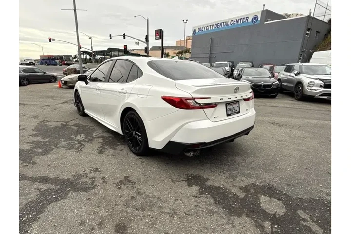 $29888 : Toyota Camry 2025 SE 4dr Sed image 6