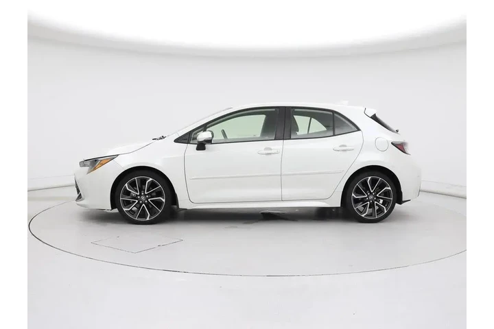 $23998 : Toyota Corolla Hatchback 202 image 3